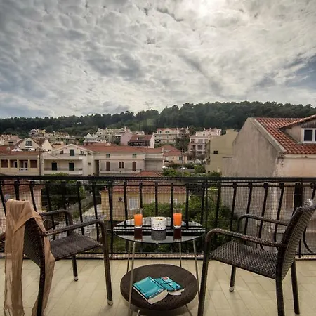 Апартаменты Nikos Attic With Large Terrace Аргостолион