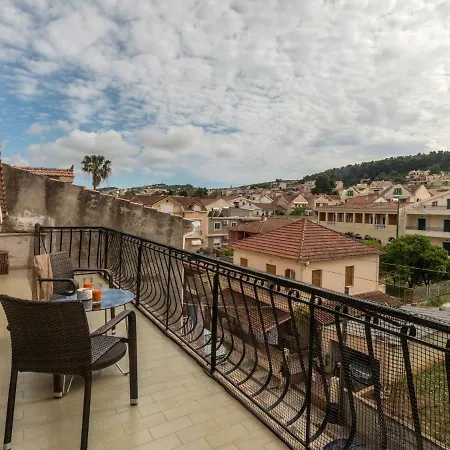 Appartement Nikos Attic With Large Terrace *